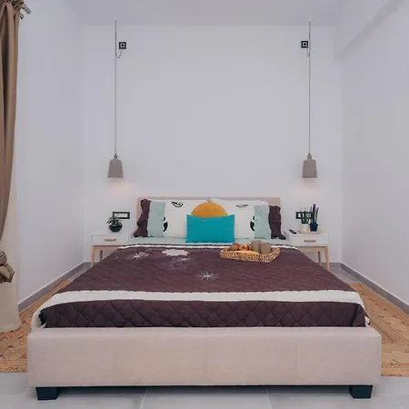 Holiday home Iviskos Lux *